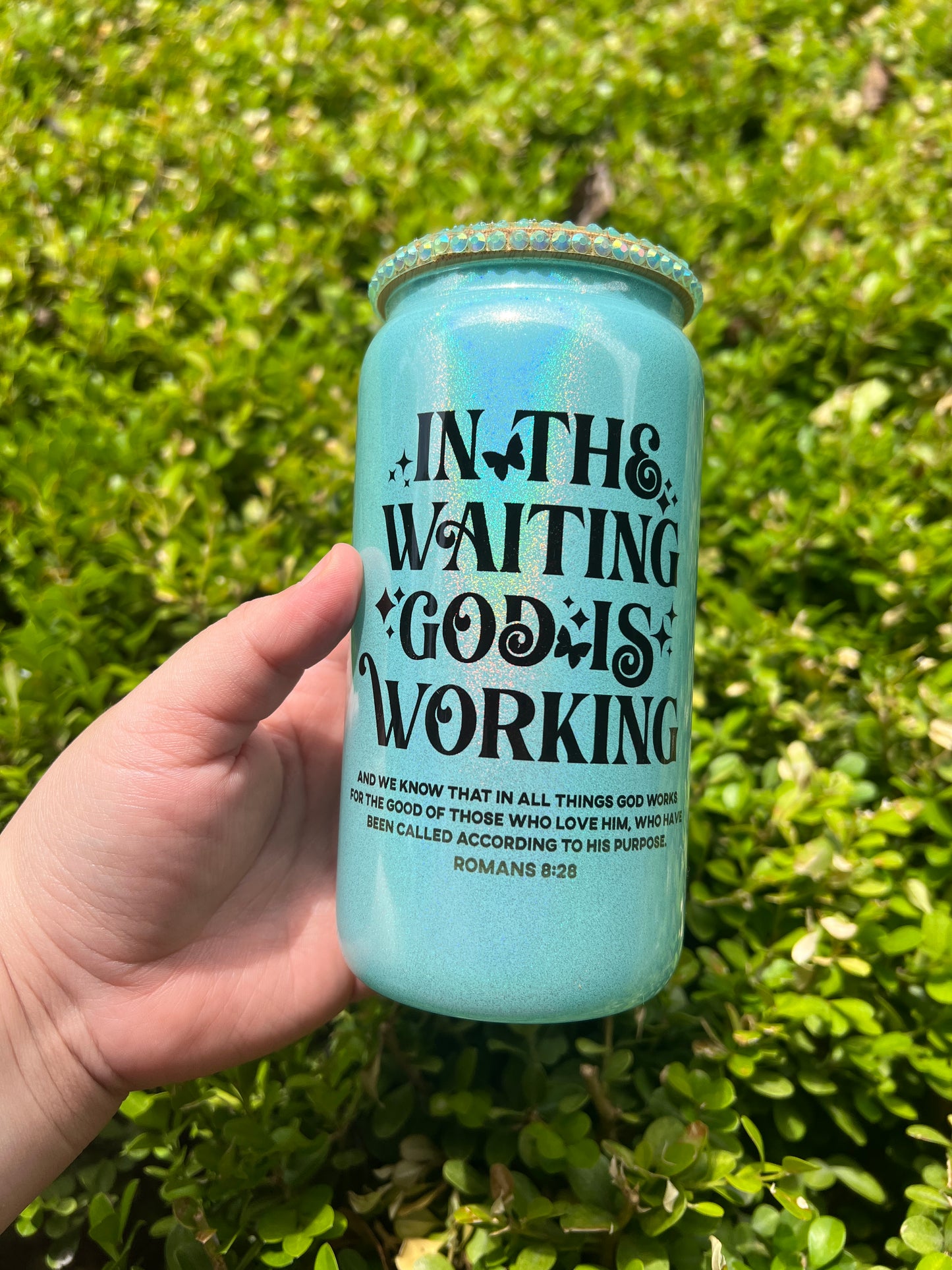 God is working Glass Can