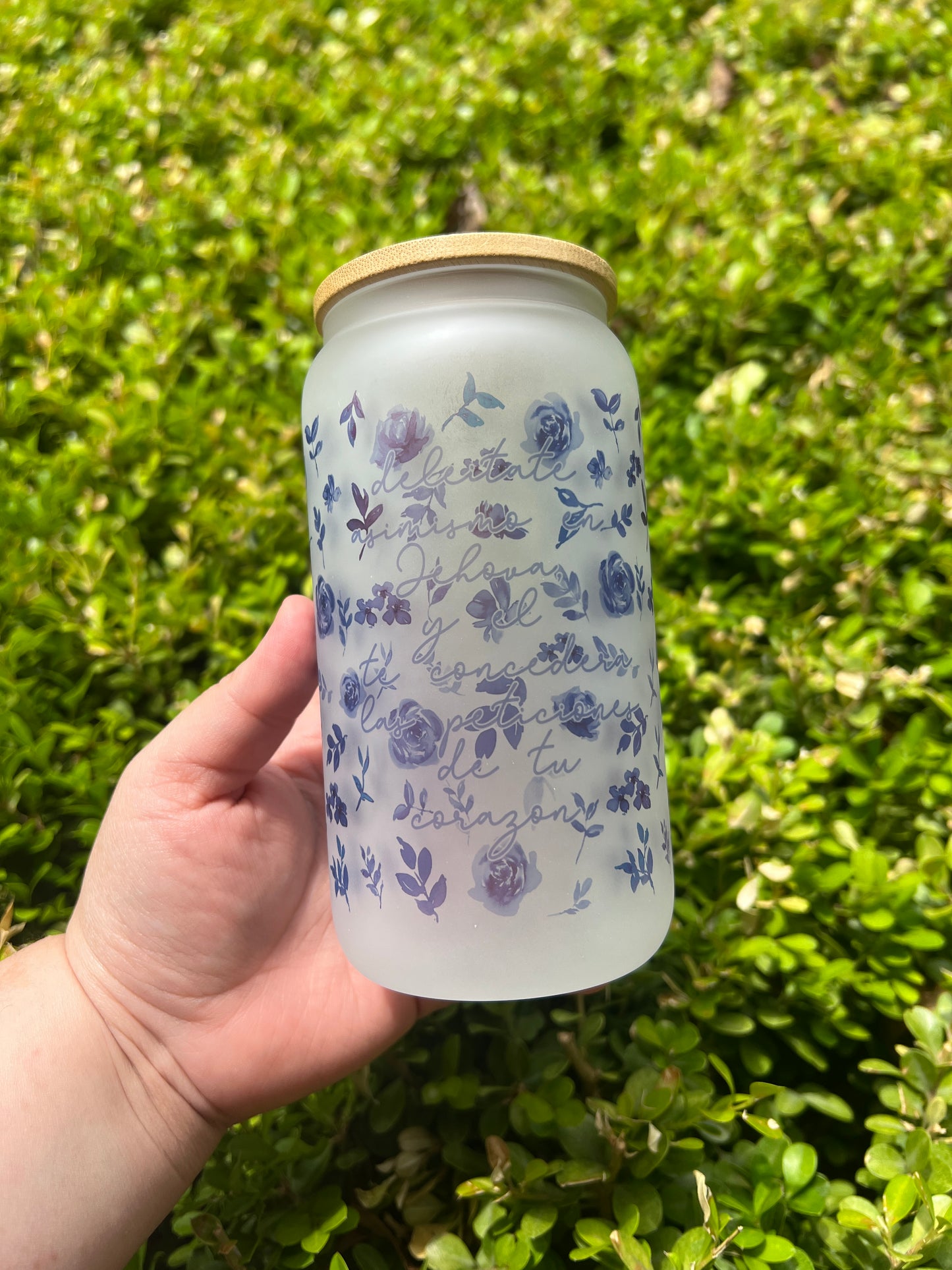 Deléitate asimismo en Jehova Glass Can
